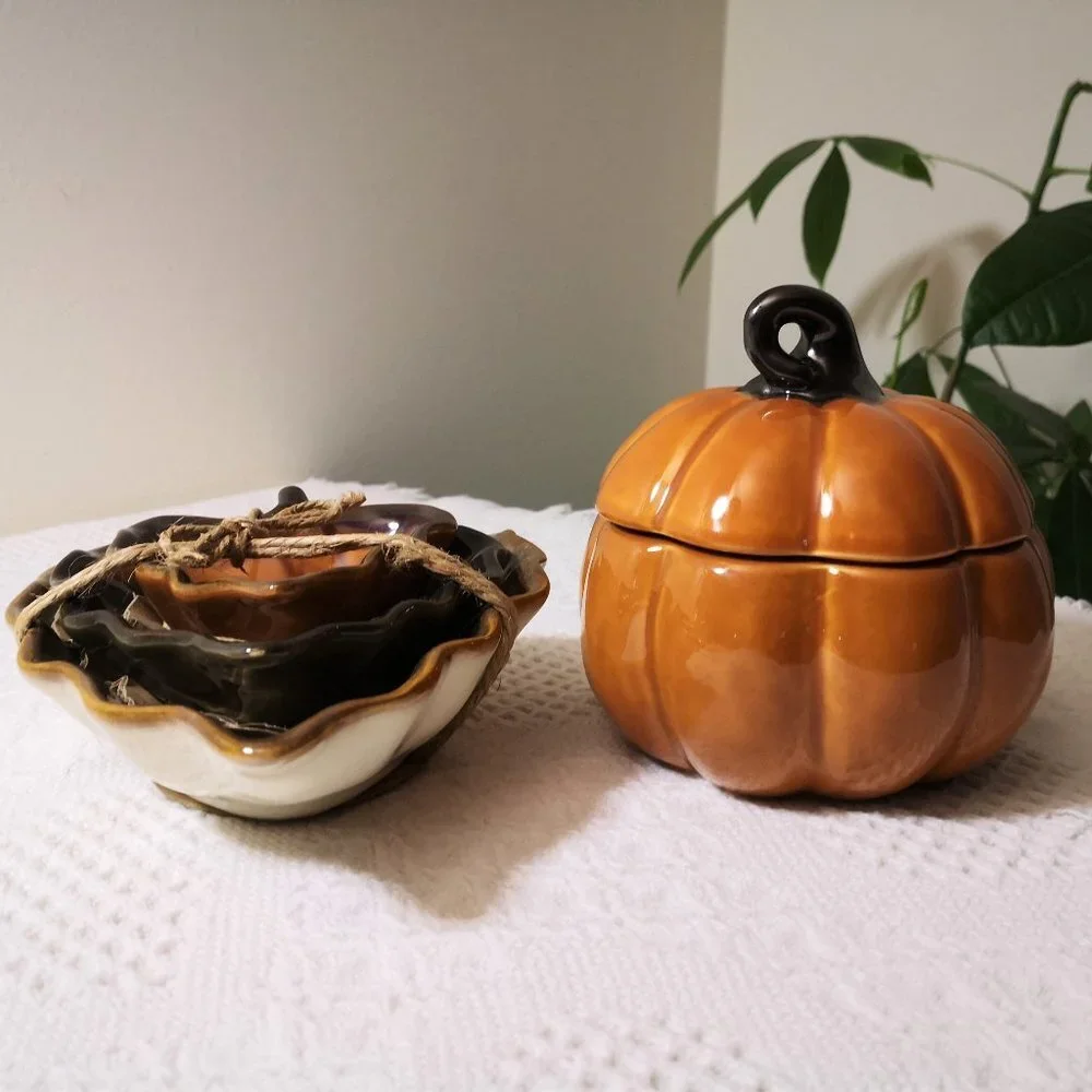 Cindy Crawford Pumpkin Jar and Leaf‎ Shaped Stackable Nesting Trinket Dishes